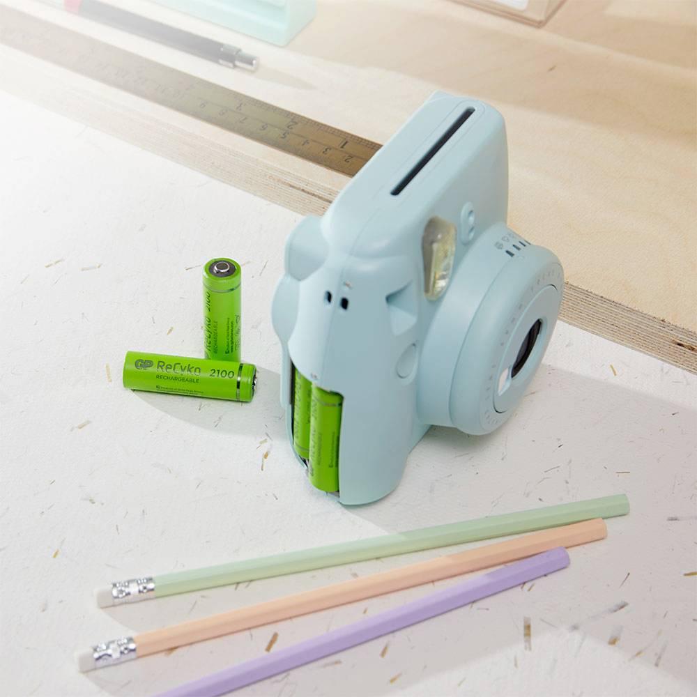 GP GPRCKCHE411571 Charger for cylindrical cells NiMH AAA , AA-1