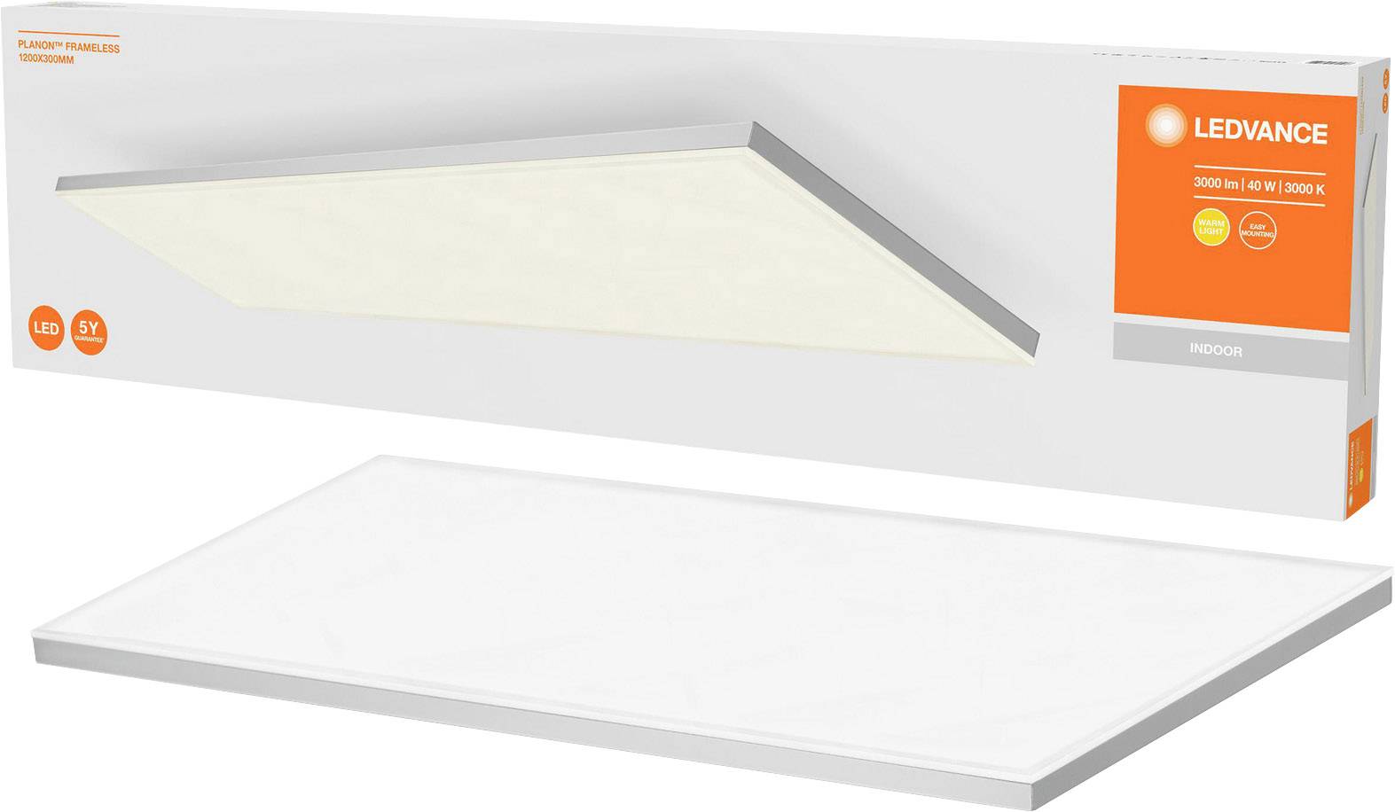 Large LED ceiling light by LEDVANCE with a square, flat design and warm white light colour, ideal for interior spaces. Packaging in the background.