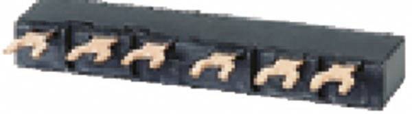 Electrical connection terminal in black with five copper connections, used for connecting cables.