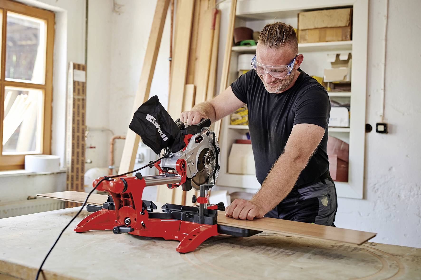 Einhell TCSM 2131/1 Dual Chop and mitre saw 210 mm 1500 W