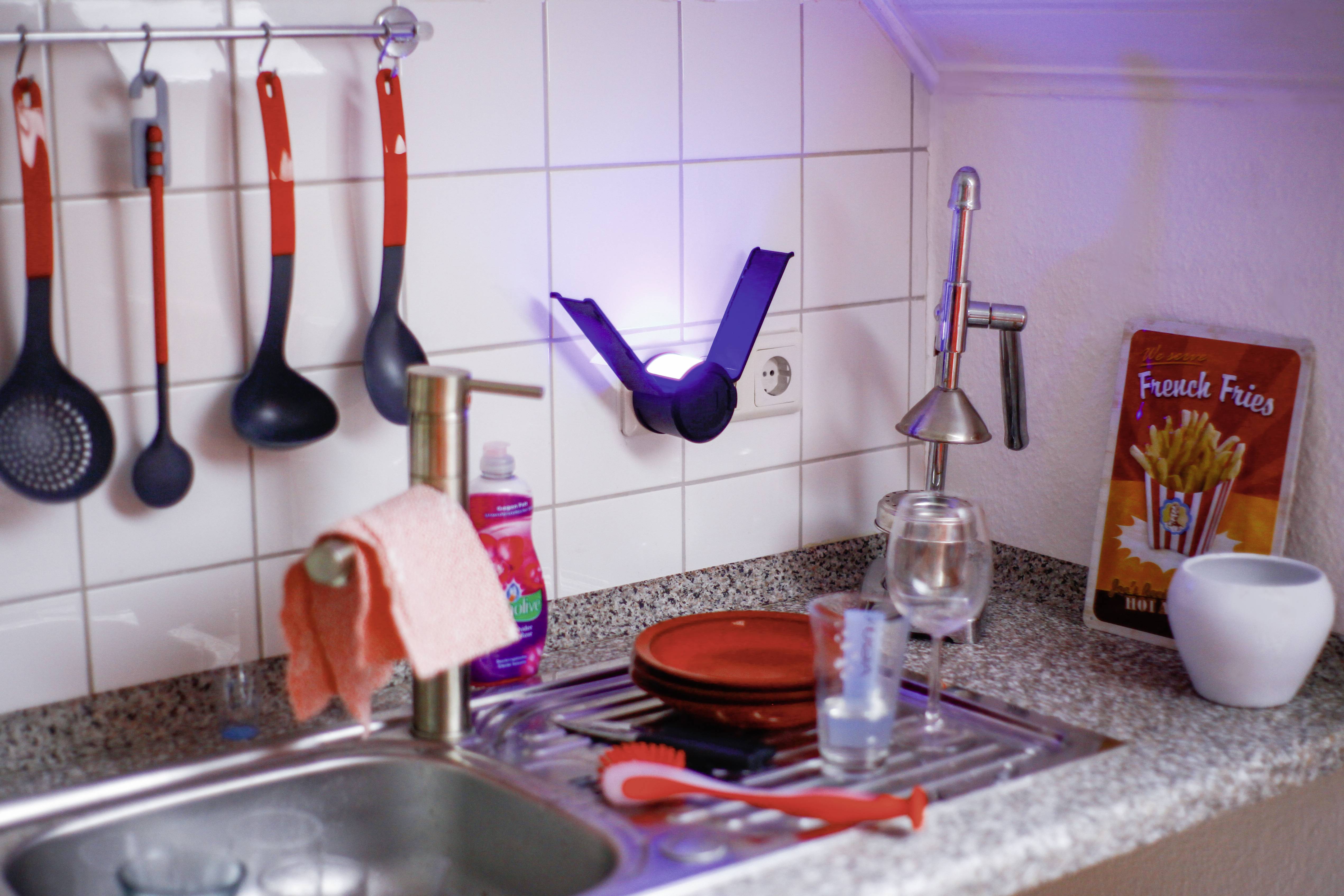 Gardigo 25146 UV light, Adhesive film UV adhesive trap (W x H x D) 65 x 65 x 68 mm Black 1 pc(s)-4