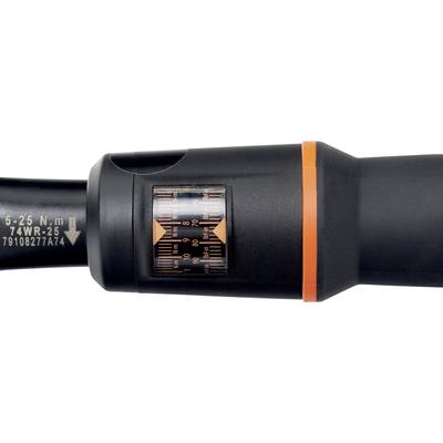 Torque wrench with scale from 5-25 Nm, black surface, orange marking, demonstrates precise measurement technique.