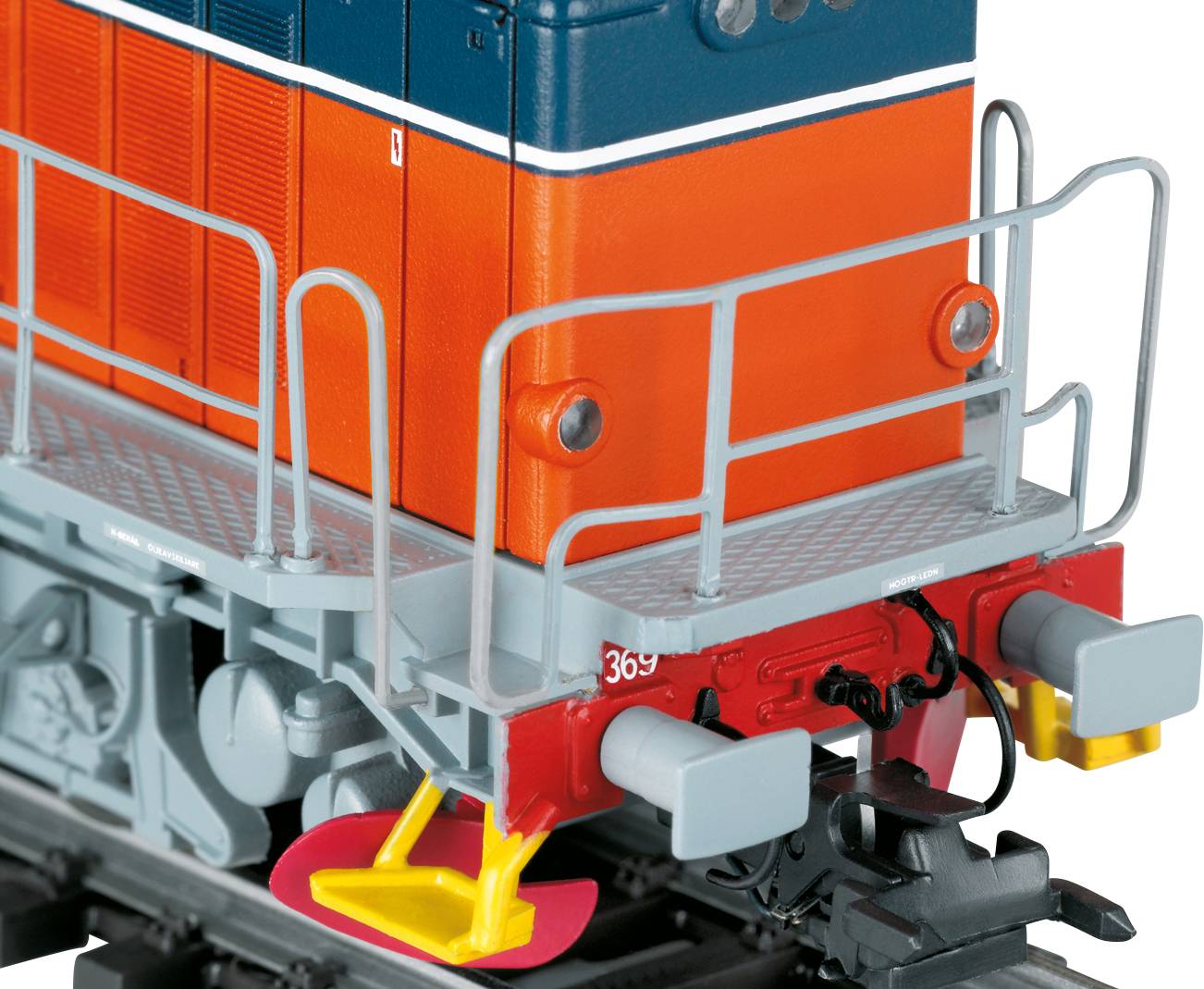 TRIX H0 25945 H0 Heavy diesel locomotive T44 of Green Cargo-2