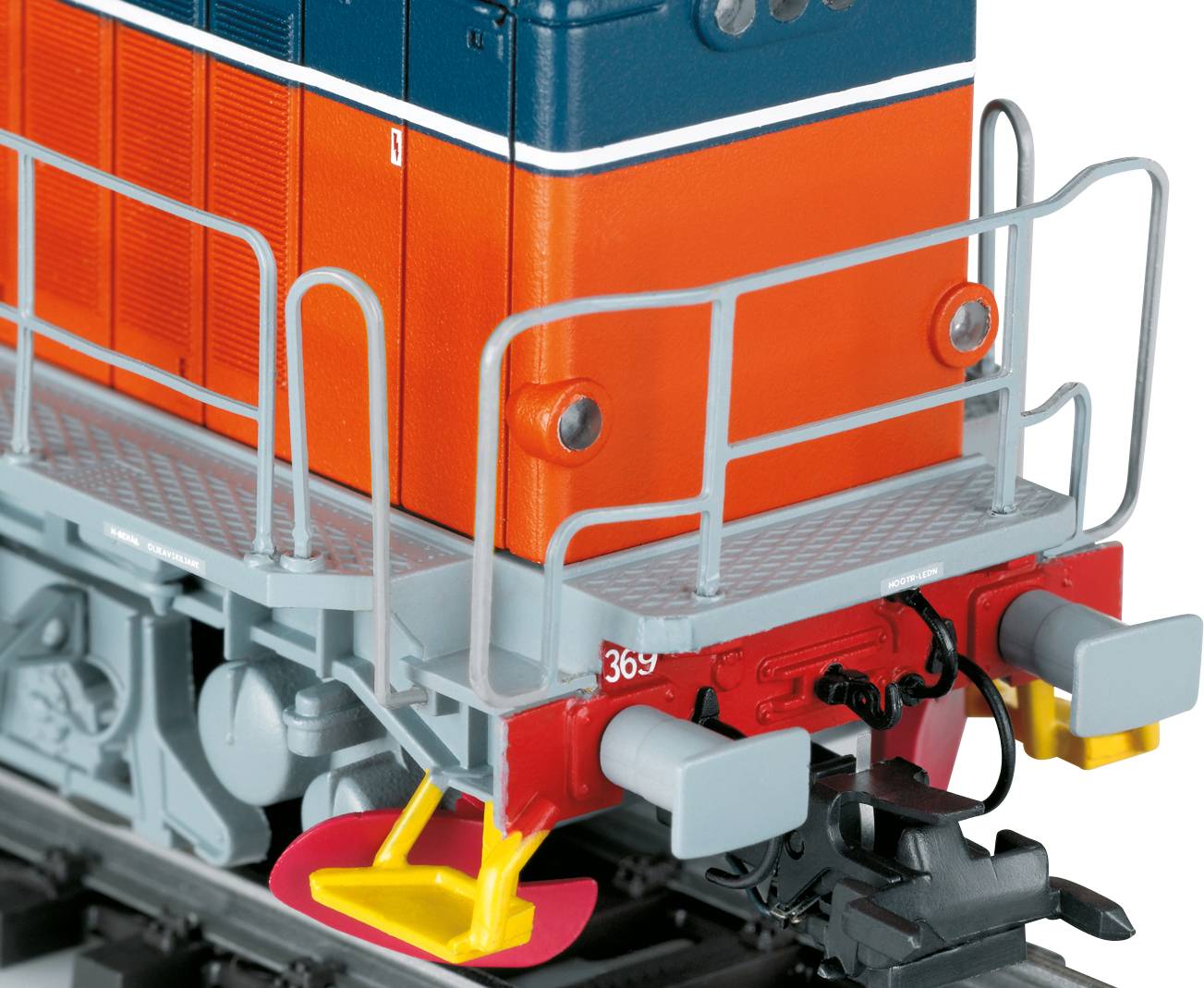 TRIX H0 25945 H0 Heavy diesel locomotive T44 of Green Cargo-6