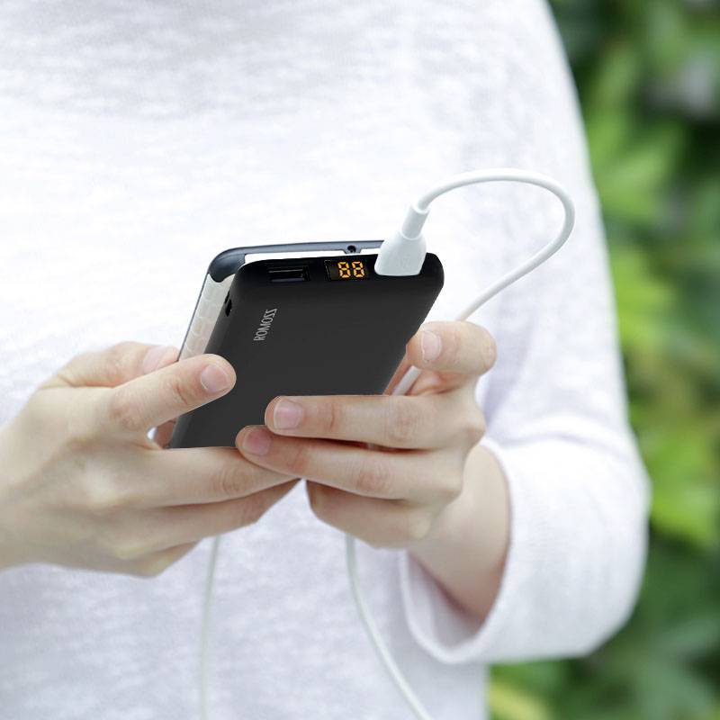 Romoss PSP10 Power bank 10000 mAh Fast Charge Li-ion Black Status display-4