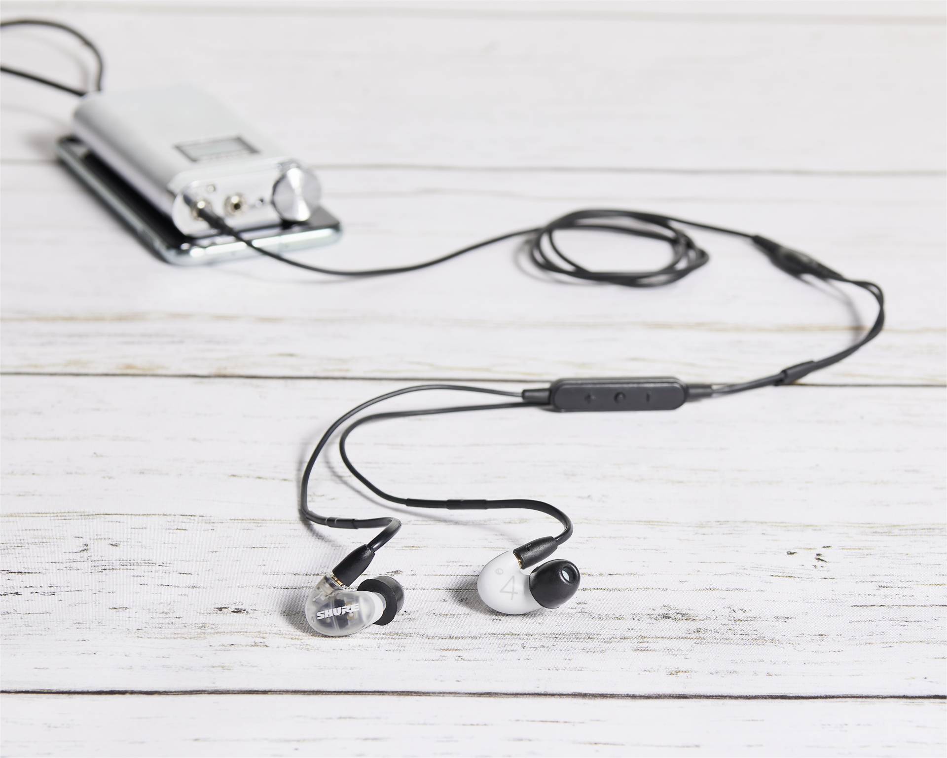 Shure AONIC 4 In-ear headphones Corded (1075100) White-5
