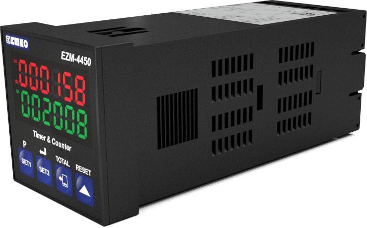 Electronic timer with digital display on black housing. Shows red and green numbers. Buttons for settings located bottom left.