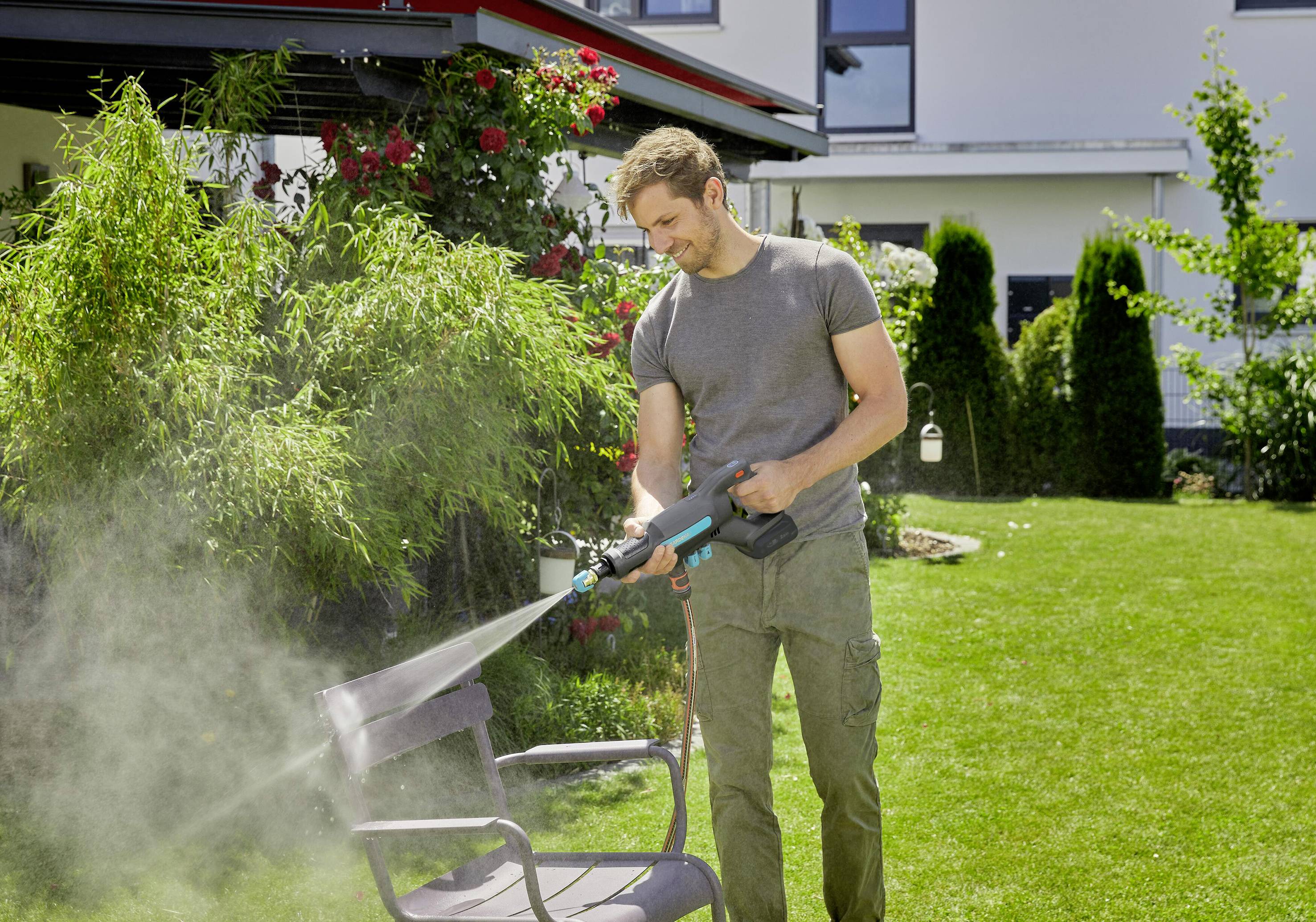 GARDENA AquaClean 24/18V Ready-To-Use Set - Aktion Battery jet washer 24 bar-12