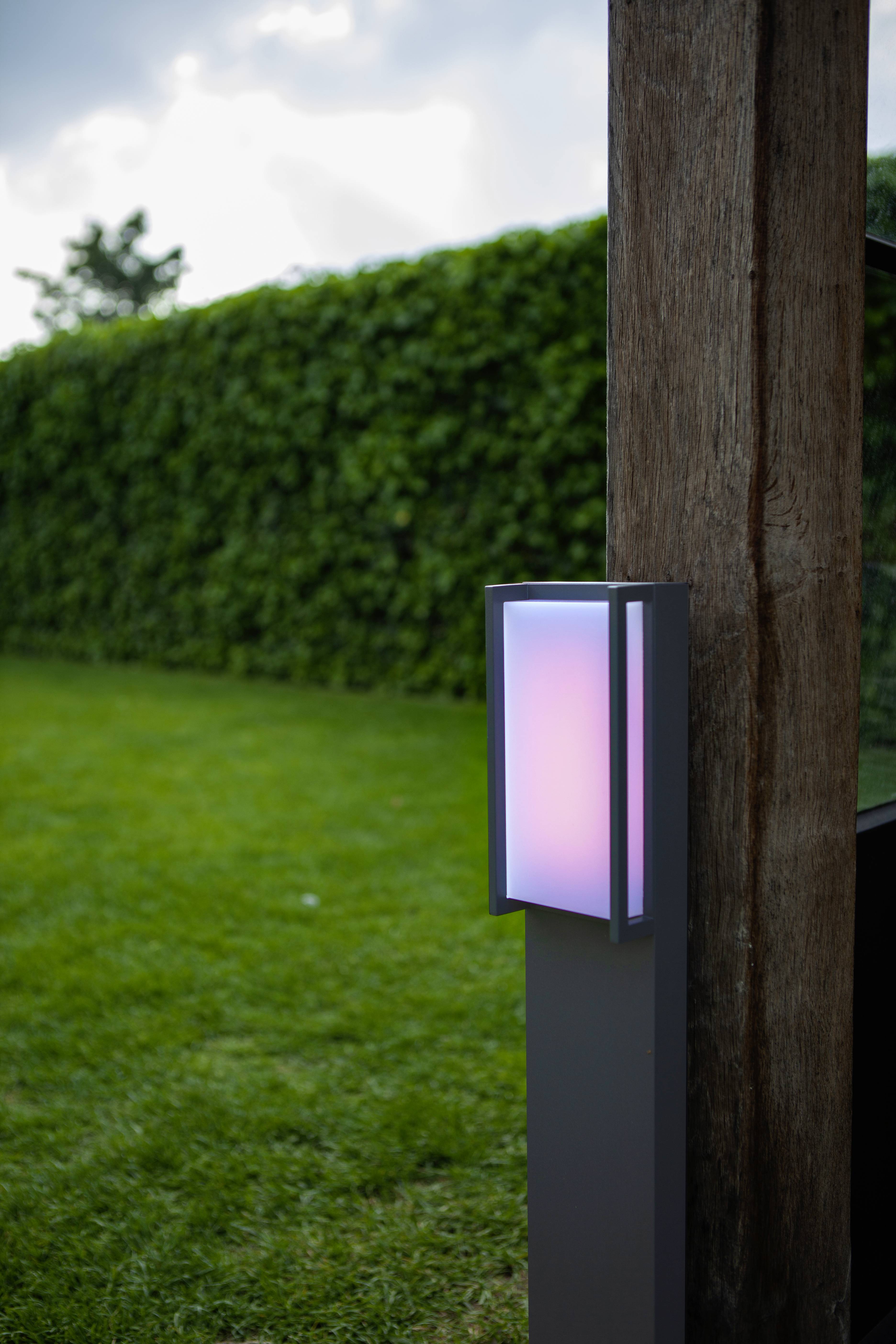 Lutec 6939412070254 Qubo LED outdoor free standing light 16.2 W