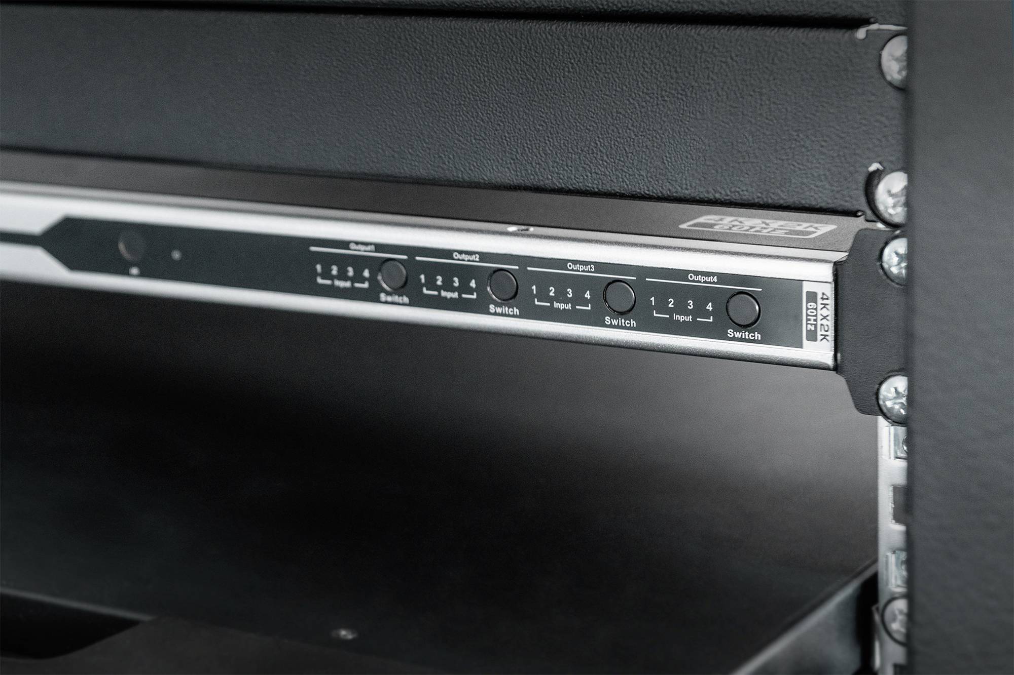 Digitus DS-43308 4 x 4 ports HDMI matrix switcher Ultra HD compatibility, individually connectable, + remote control 384-2