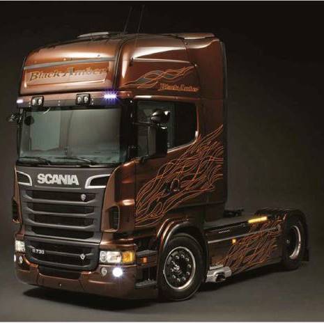 Italeri 3897 Scania R730 V8 Black Amber HGV assembly kit 1:24