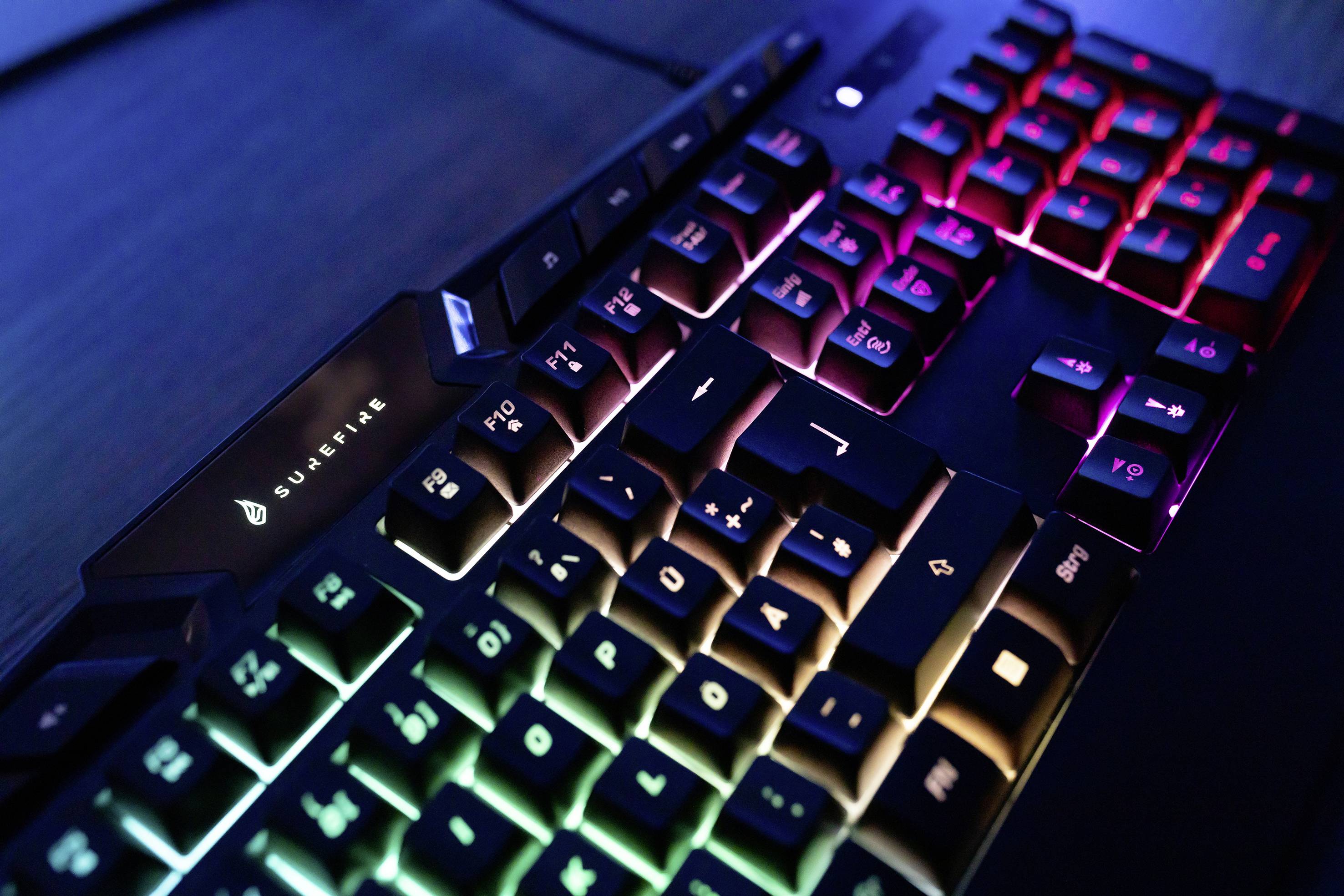 Surefire Gaming KingPin RGB Corded, USB Gaming keyboard German, QWERTZ Black Backlit-1