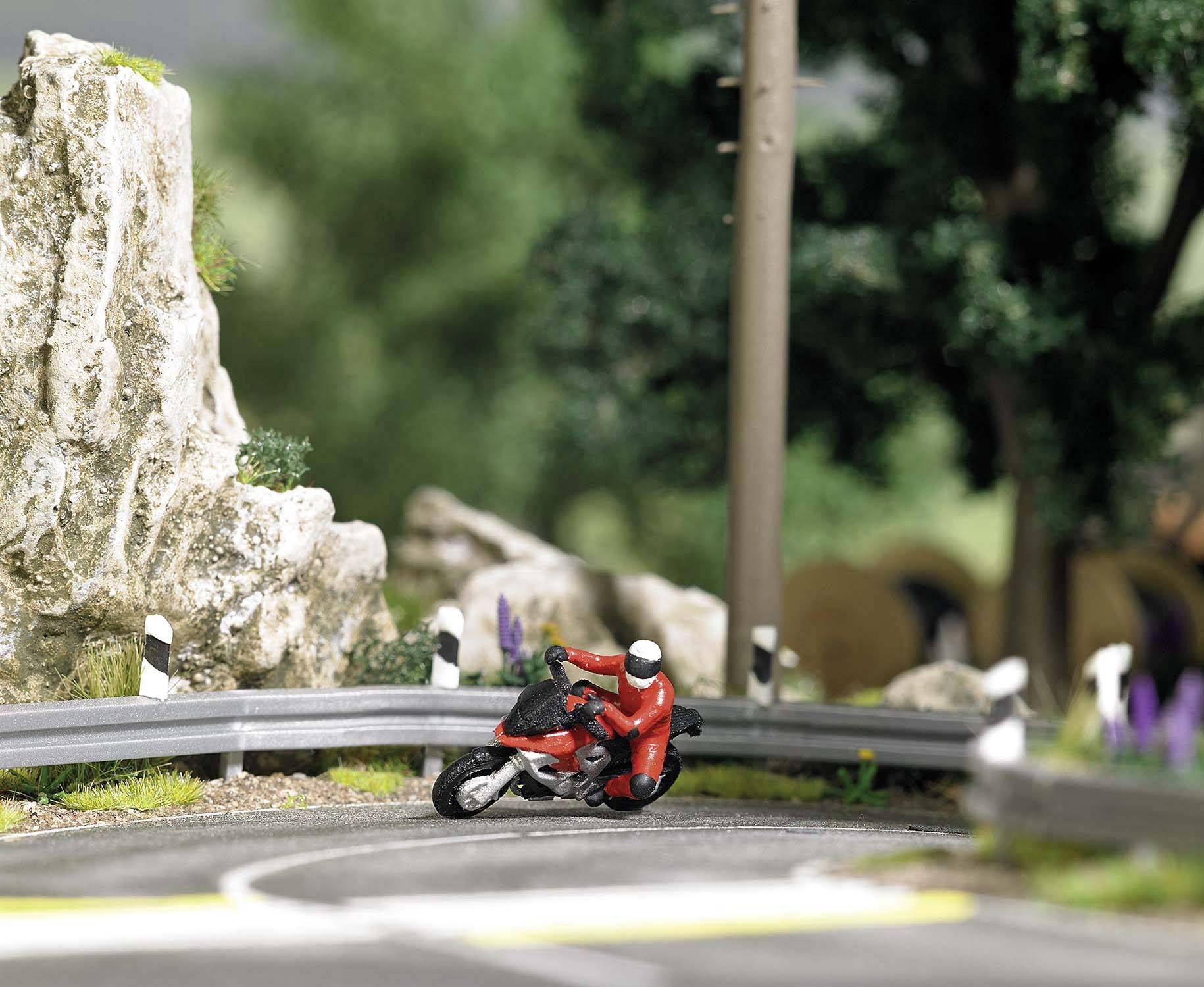 Busch H0 Cam scraper 2 Assembled-2