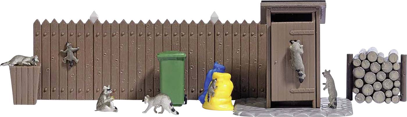 Image of Busch H0 Raccoons Assembled