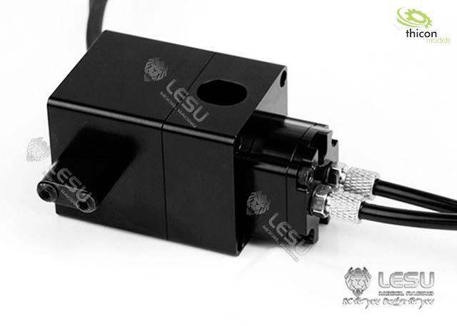 Black hydraulic pump with connections on a white background. Brand name 'LESU' and logo visible.