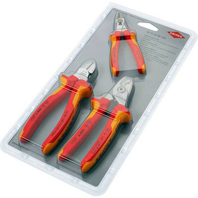 A set of three isolated pliers in a plastic packaging, comprising side cutters, flat-nose pliers, and combination pliers, with red and yellow handles.