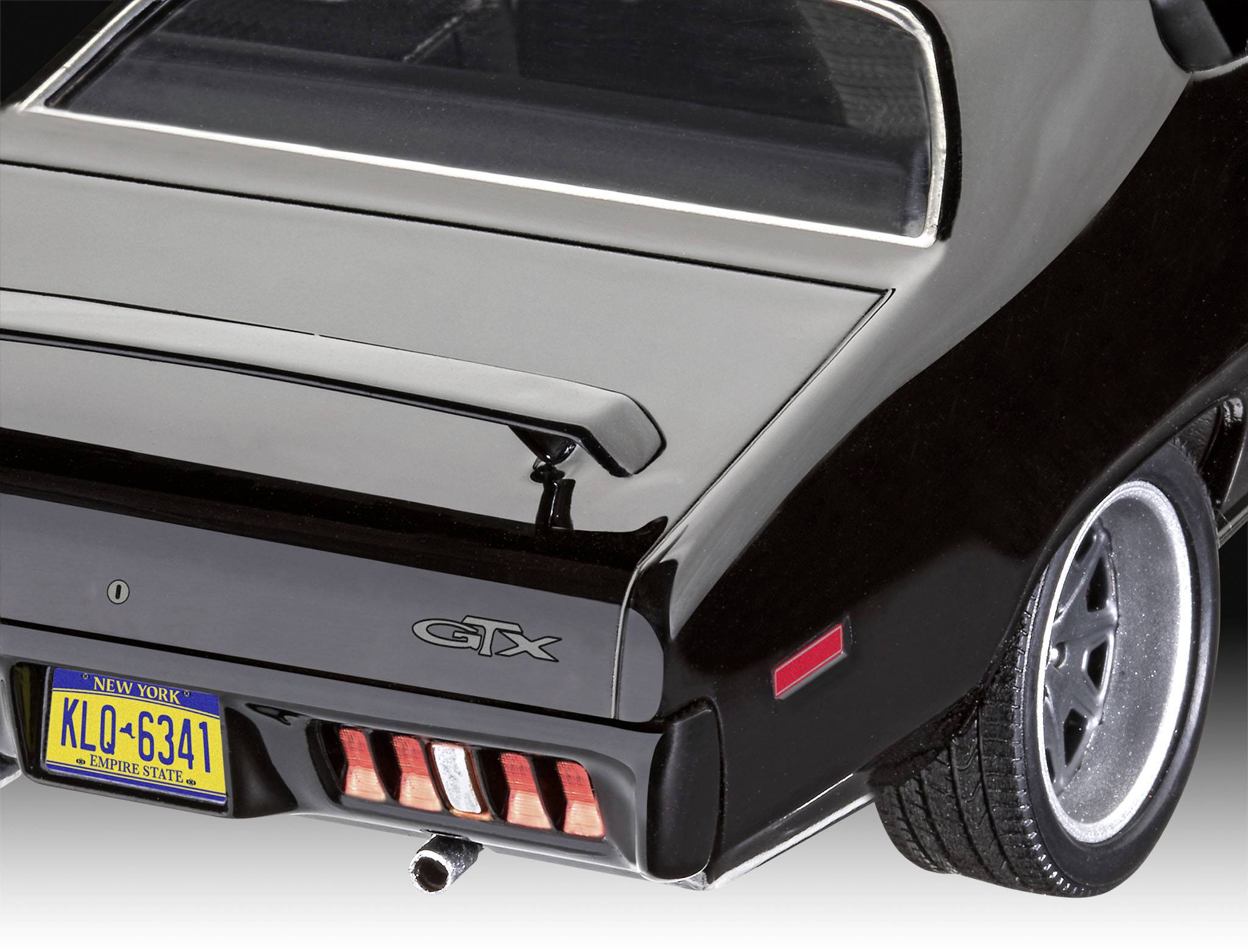 Revell RV 1:24 Fast & Furious - Dominics 1971 Plymouth GTX 1:24 Model car-3