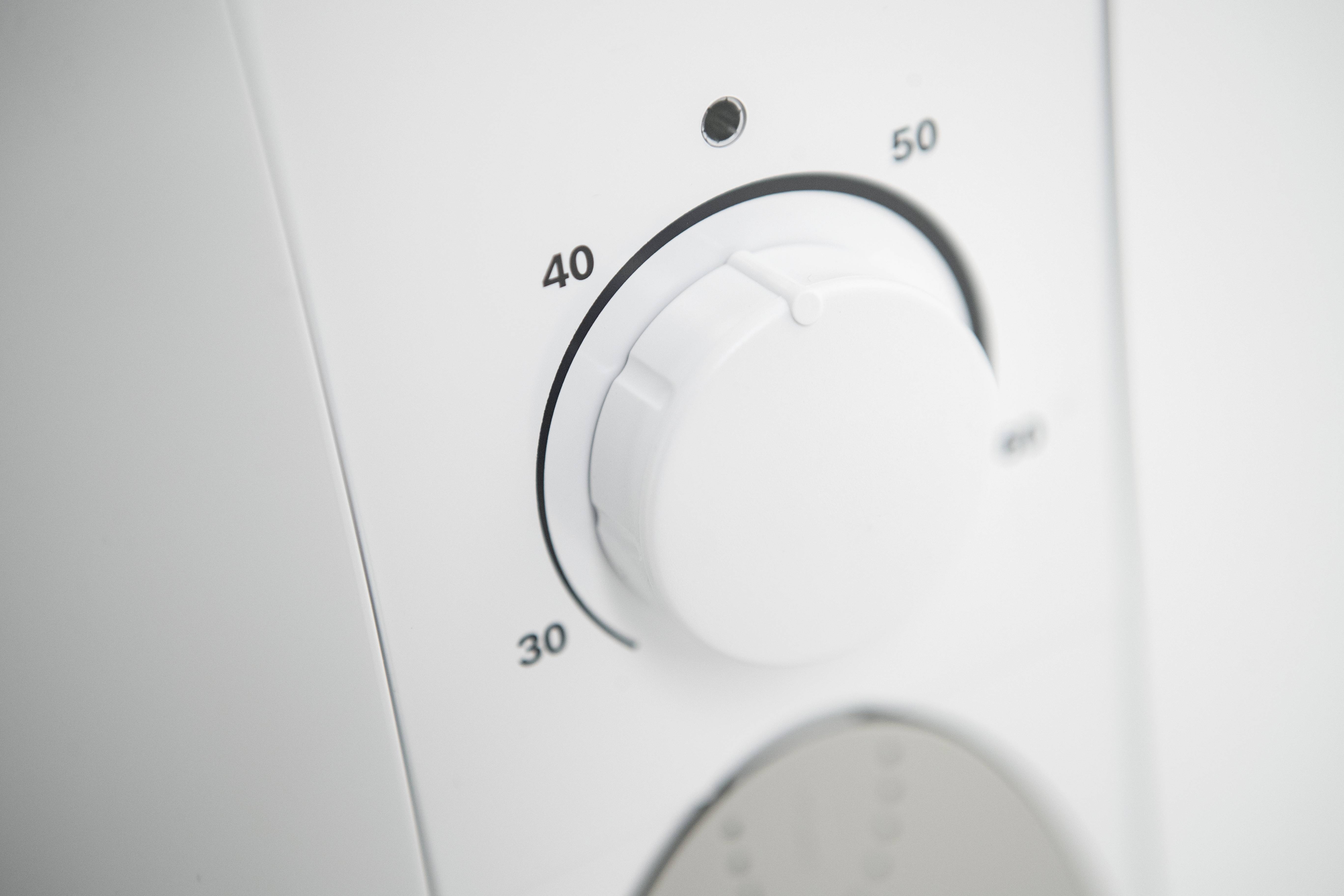 Bosch Home Comfort 7736504713 Tronic Advanced 24/27 kW Tankless heater A (A+ - F) electronical 27 kW-2