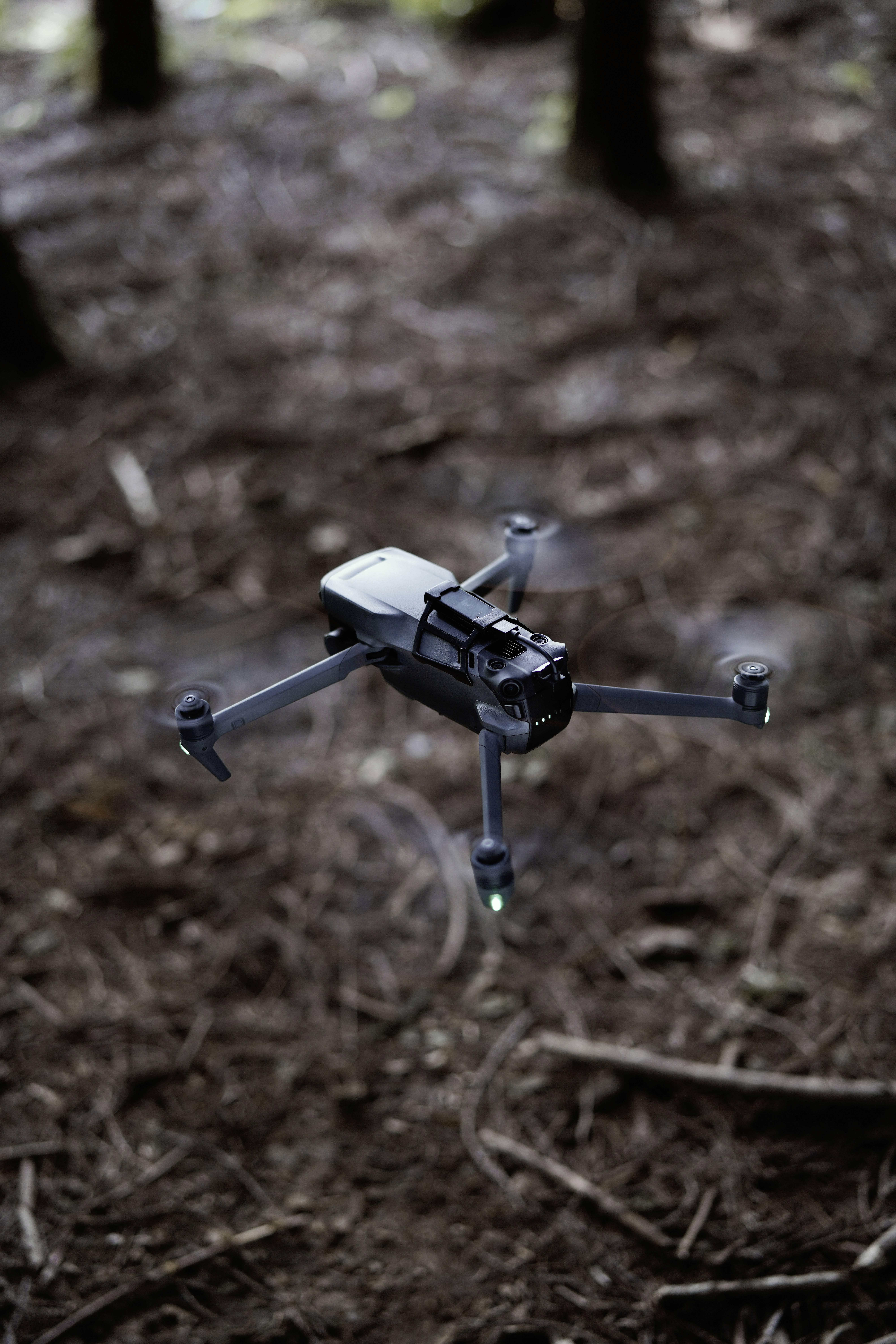 DJI Mavic 3 Cine Premium Combo Quadcopter RtF GPS function, Camera 