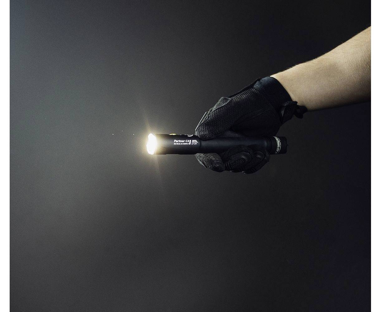 ArmyTek Partner C4 Pro warm LED (monochrome) Torch rechargeable 2300 lm 2040 h 73 g-3
