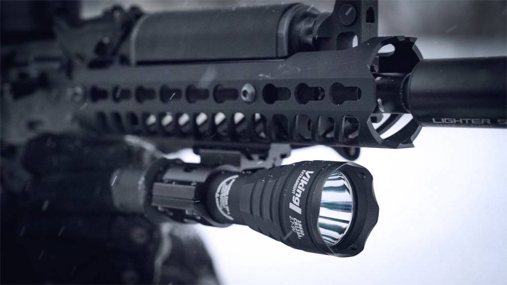 ArmyTek Predator XP-E2 red LED (monochrome) Torch rechargeable 200 lm 432 h 135 g-18