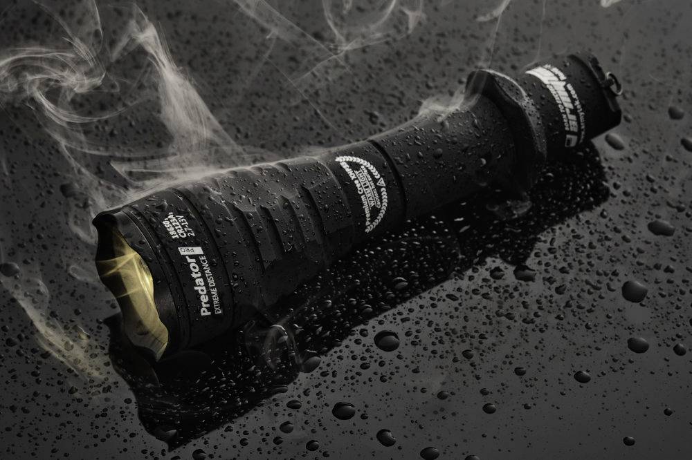 ArmyTek Predator XP-E2 red LED (monochrome) Torch rechargeable 200 lm 432 h 135 g-31