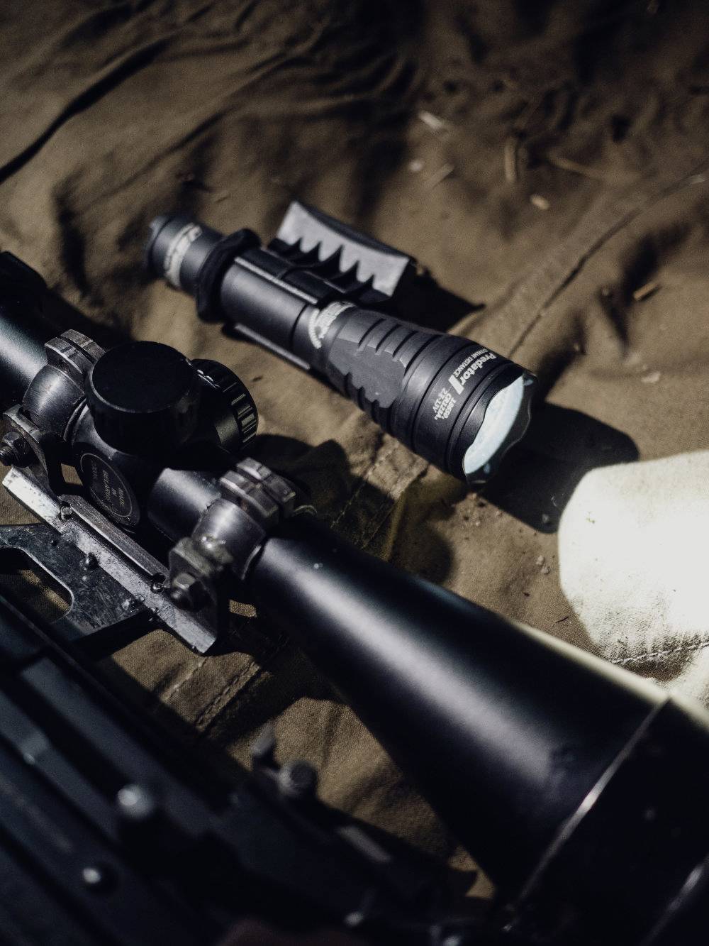 ArmyTek Predator XP-E2 red LED (monochrome) Torch rechargeable 200 lm 432 h 135 g-48