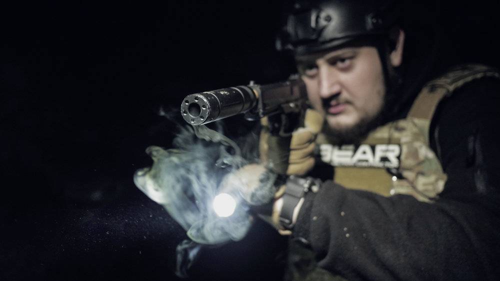 ArmyTek Dobermann XP-E2 red LED (monochrome) Torch rechargeable 200 lm 432 h 115 g-21