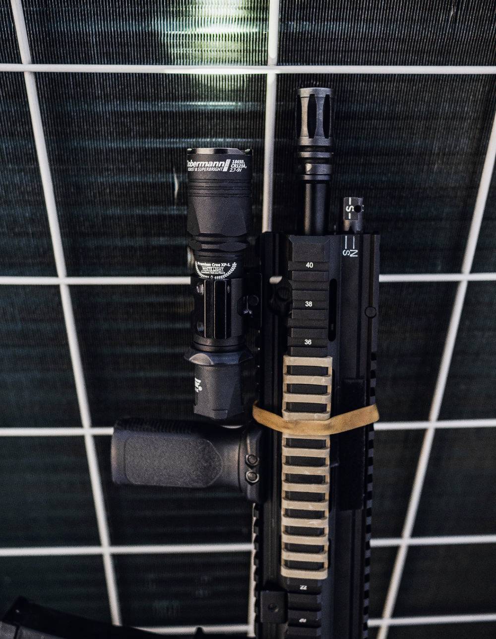 ArmyTek Dobermann XP-E2 red LED (monochrome) Torch rechargeable 200 lm 432 h 115 g-38