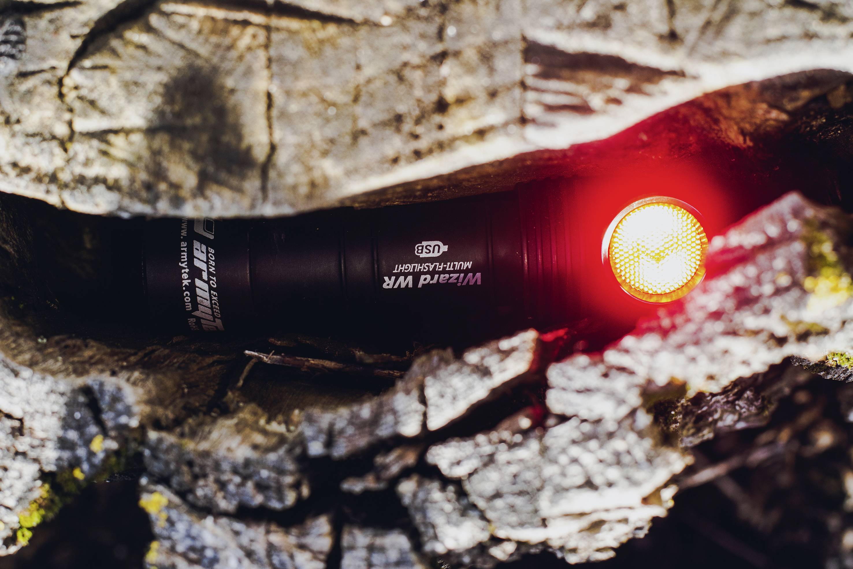 ArmyTek Wizard WR Magnet Warm & Red LED (monochrome) Headlamp rechargeable 1300 lm 360 h 65 g-23