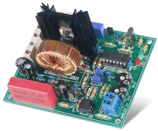 Electronic circuit on a printed circuit board with inductor, resistors, and microchip, representation of an amplifier circuit.