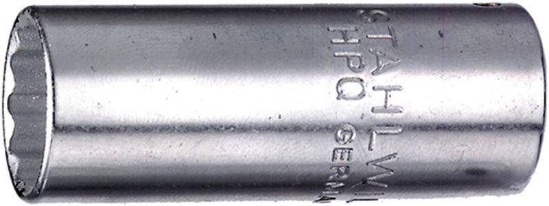 Metal socket with embossed marking 'STAHLWILLE HPQ GERMANY', cylindrical in shape, used for manual tools.