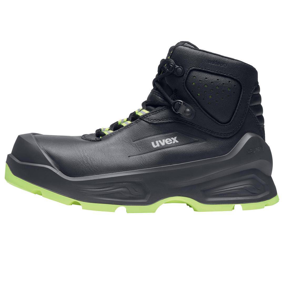 Black safety boots with green sole, mid-height, lace-up, suitable for personal protective equipment in industrial environments.