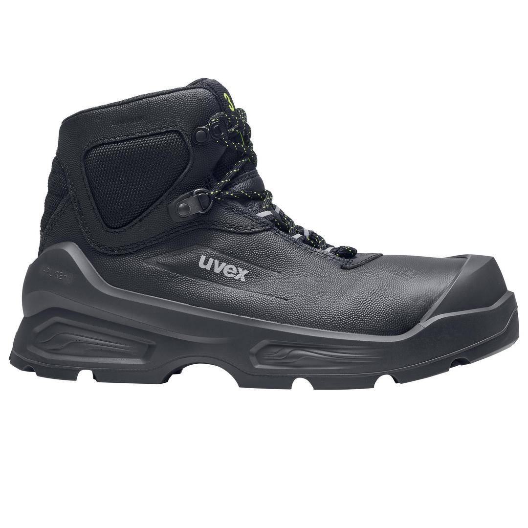 Black safety boot with high shaft, lace-up fastening and robust design, suitable for use in industrial environments.