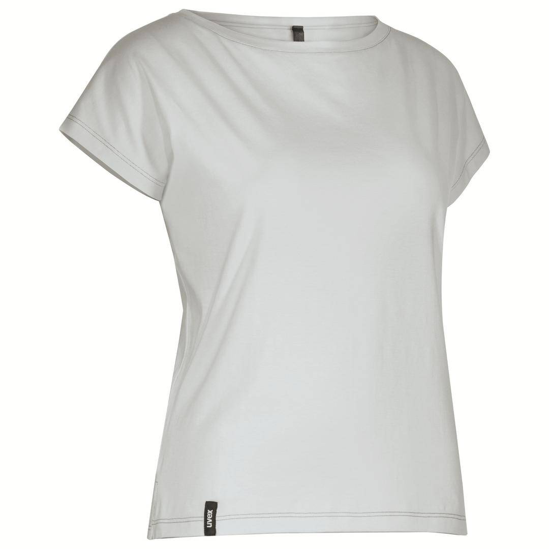 A simple, white T-shirt without print, slightly fitted, with short sleeves and a round neckline.