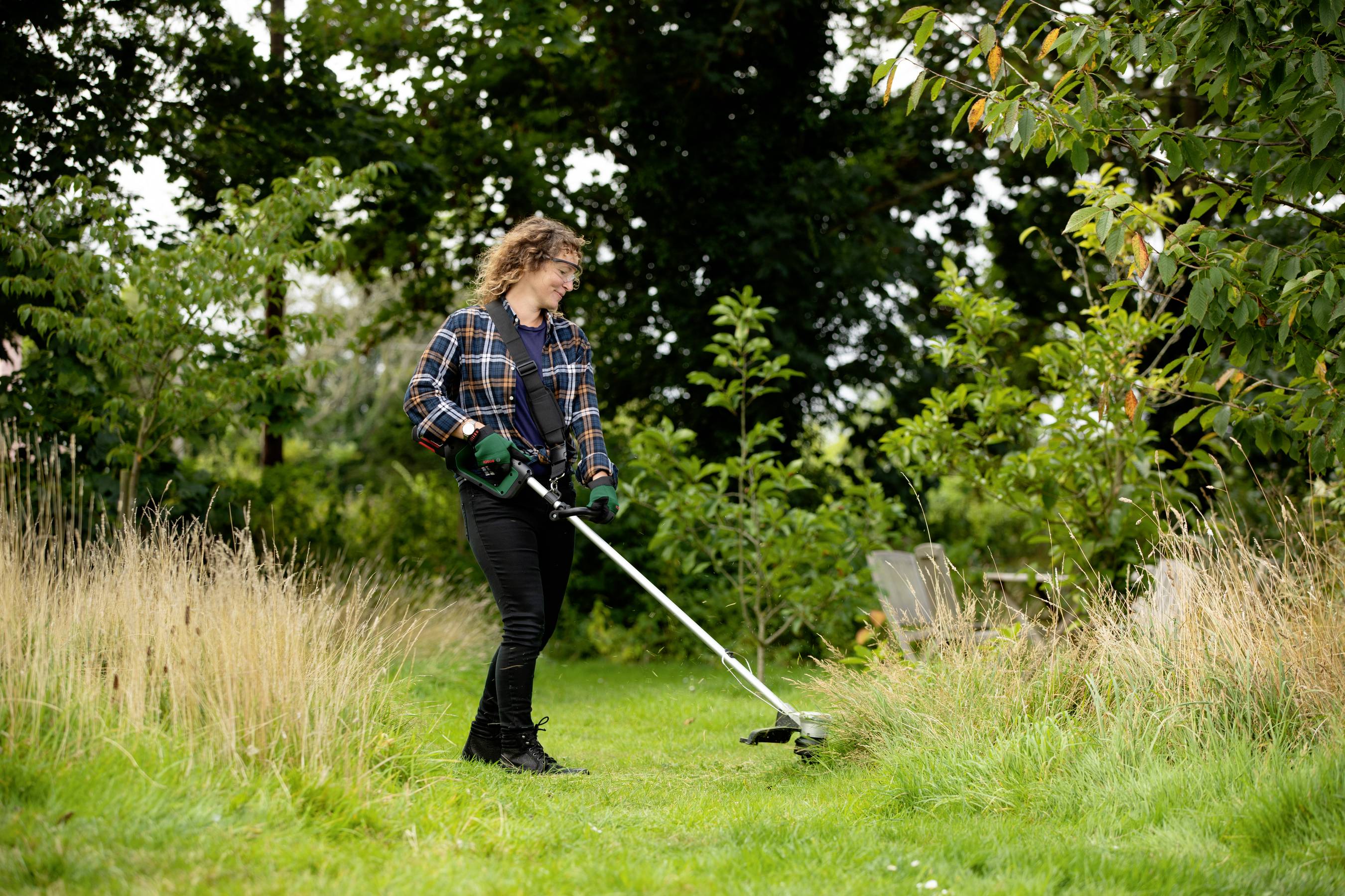 Buy Bosch Home and Garden AdvancedGrassCut 36V-33 Rechargeable