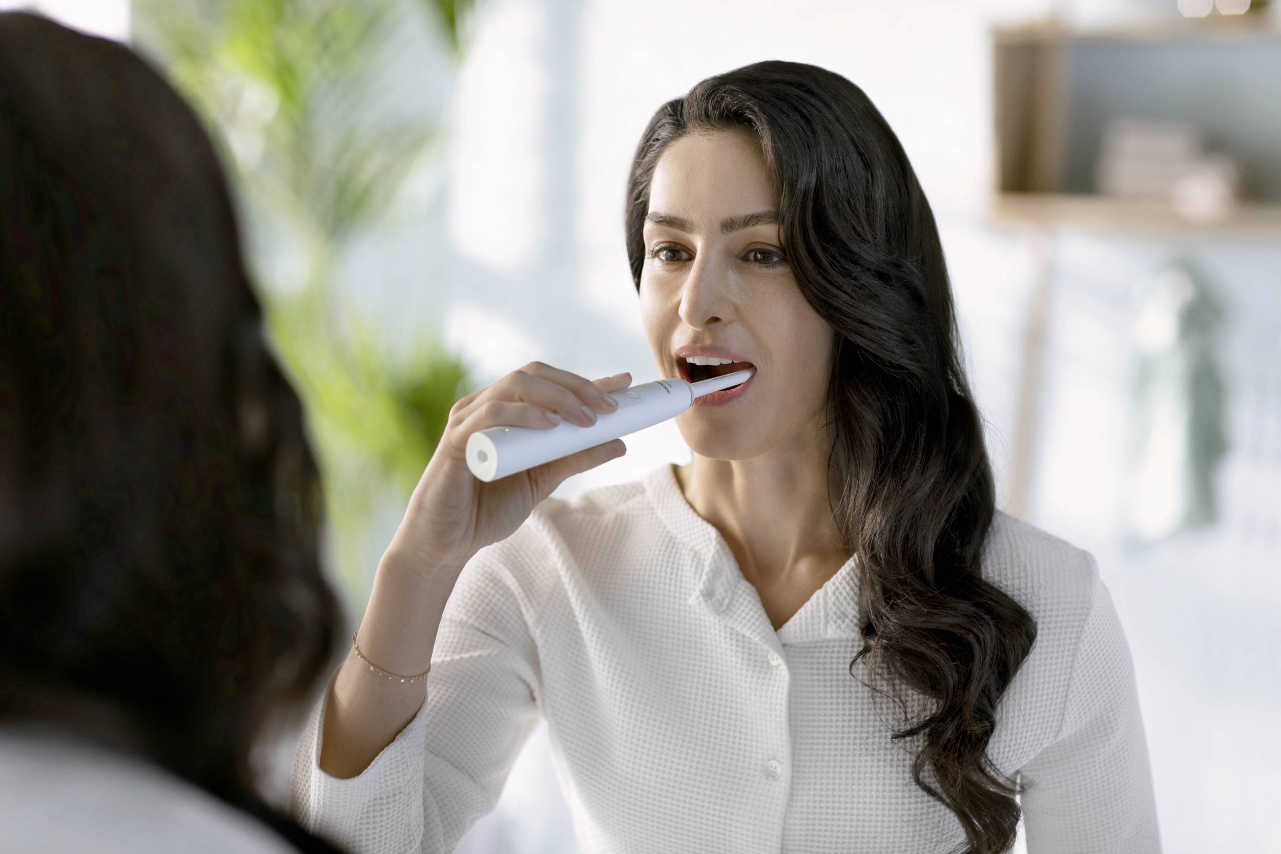 Philips Bodycare Sonicare 3100 HX3671/13 Electric toothbrush White-4