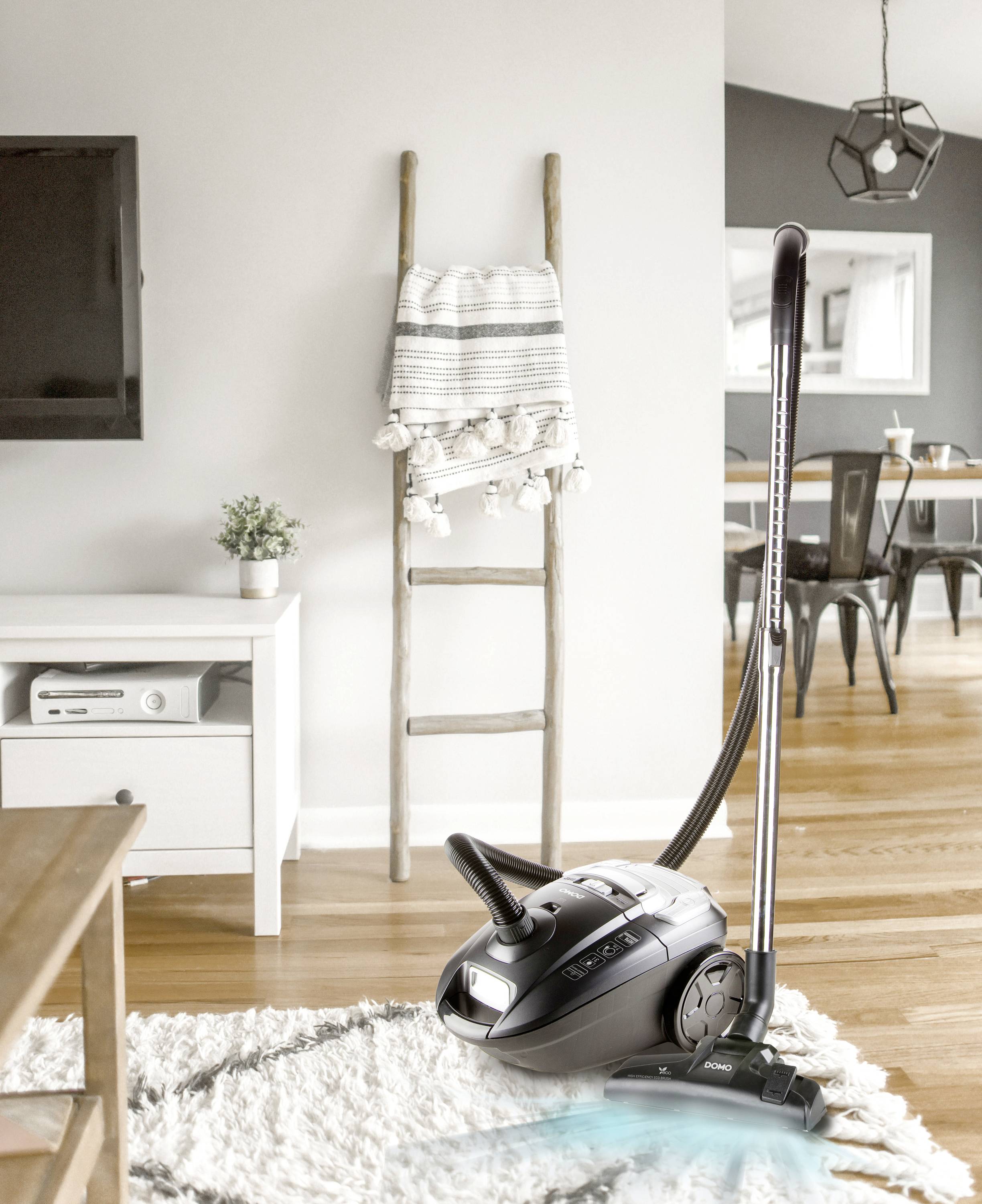 DOMO DO7285S Bagged vacuum cleaner