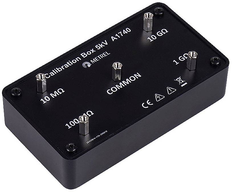 Black calibration box with four connections: '10 MΩ', '100 MΩ', '10 GΩ', '1 GΩ', and a central 'COMMON' position.