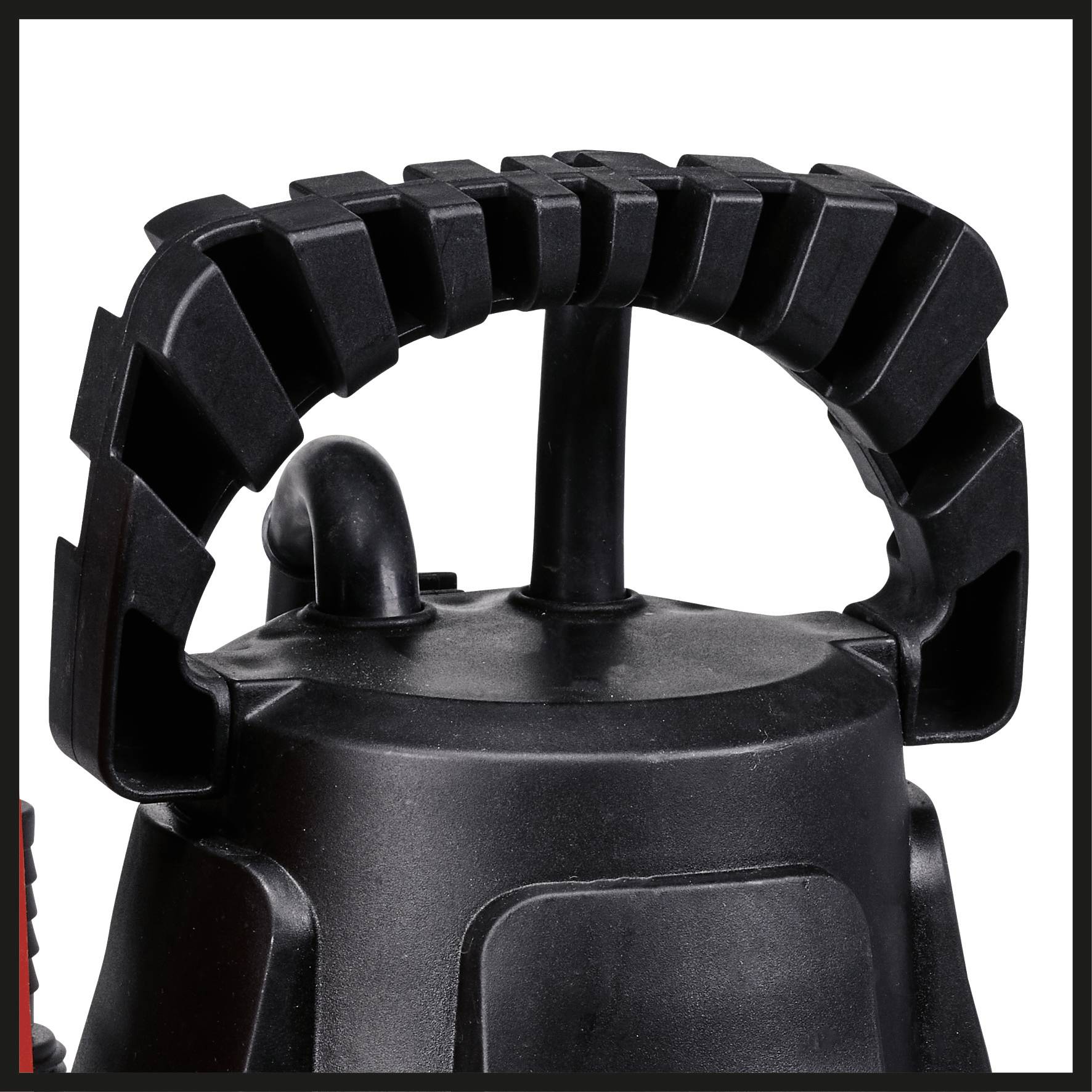 "Black handle on a device, likely designed for easy carrying or operation. Robust plastic construction."<br><br>Note: The translation is already in British English, so no specific adjustments were needed beyond a direct, accurate translation.