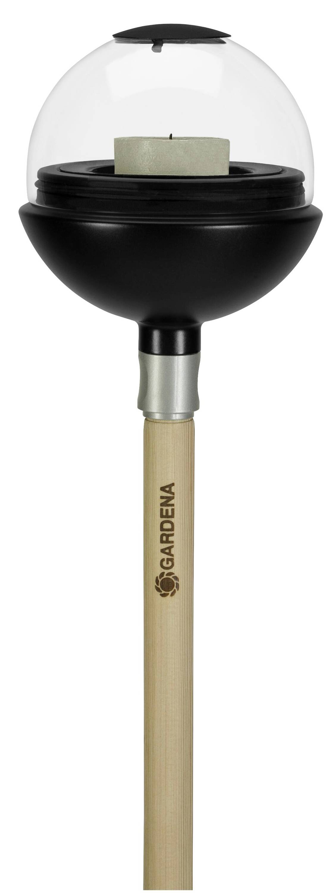 Garden torch with clear glass and wooden handle. Gardena logo on the handle. Ideal for creating atmospheric outdoor lighting.