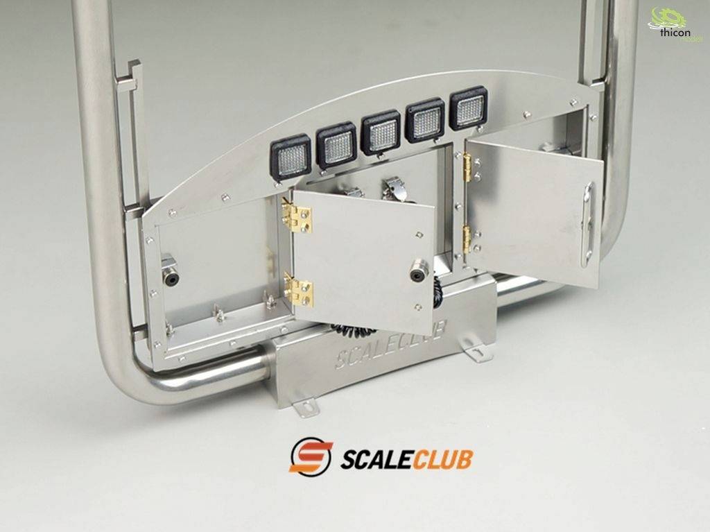 Metal frame with four integrated rectangular lights and two open flaps underneath, on a grey background. Text: 'SCALECLUB'.