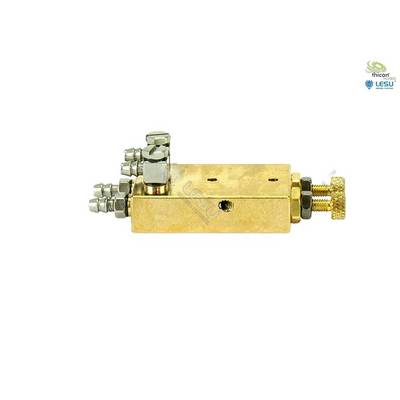Gold-coloured hydraulic valve with multiple connections and an adjustment dial on the right side, photographed against a white background.