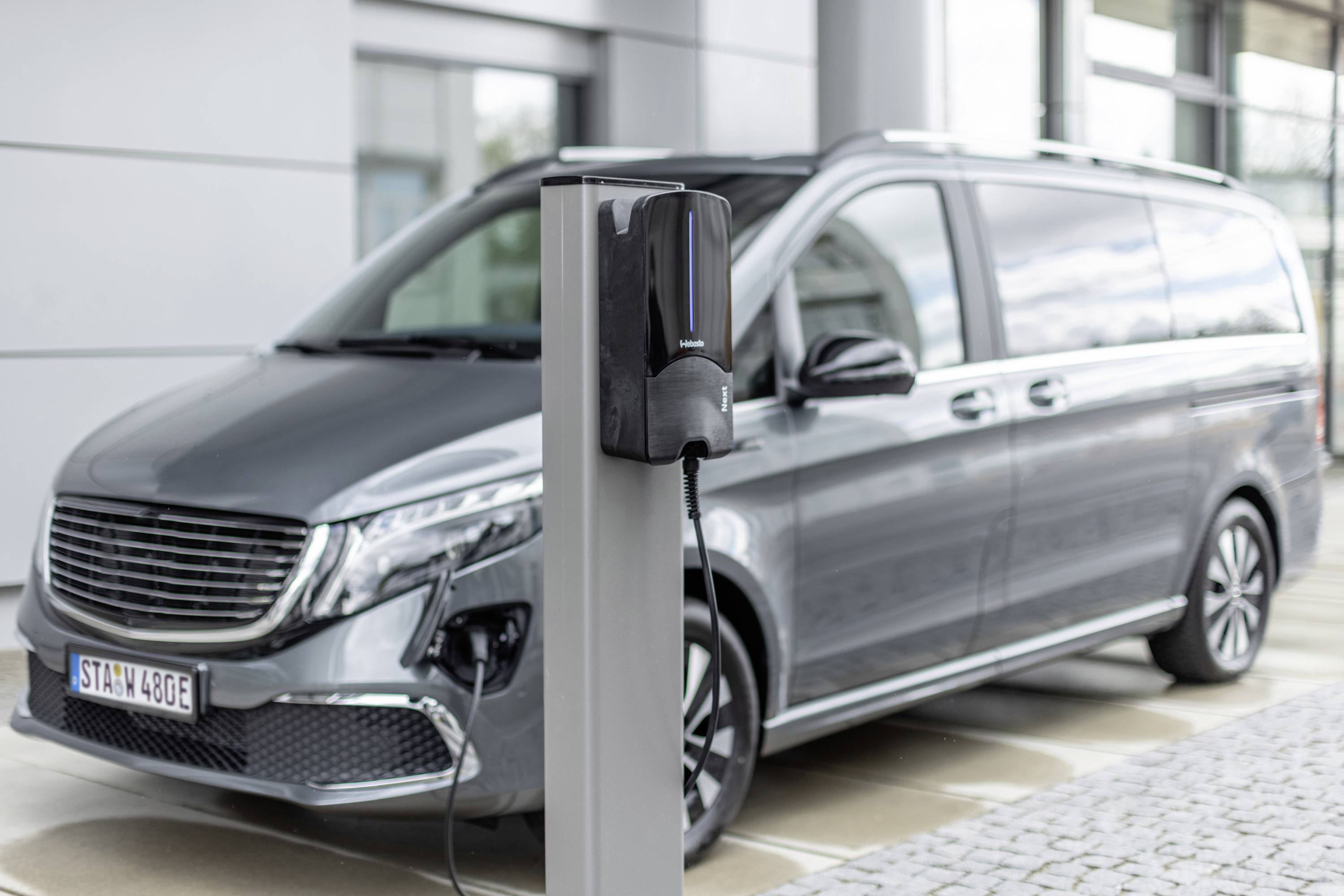 Webasto Next 22kW Wallbox Type 2 32 A No. of ports 1 22 kW App-4