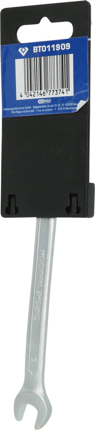 A spanner with a blue label shows an article number and a barcode.