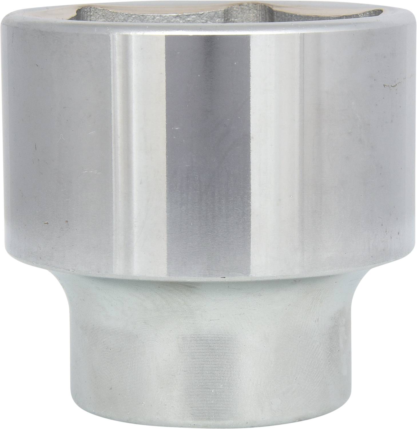 A silver hexagonal socket insert for use with screwdrivers or impact drivers.
