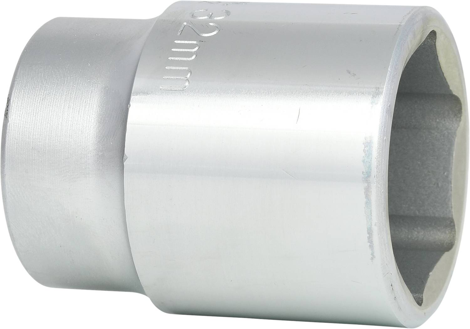 Metal socket spanner for 32 mm screws, cylindrical, silver-coloured.