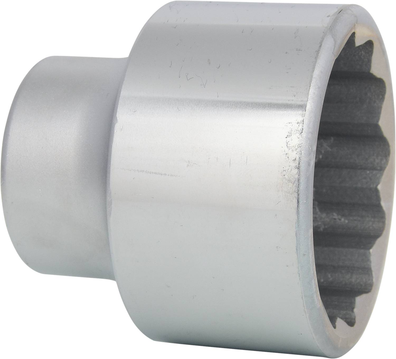 Metallic, cylindrical component with a gear-like internal profile, which may serve as a coupling piece or connector.