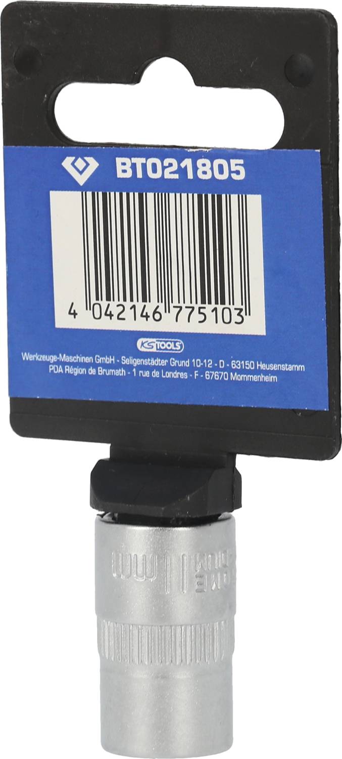A grey socket key attachment, affixed to a blue packaging card with a barcode and the number 'BT021805' on it.