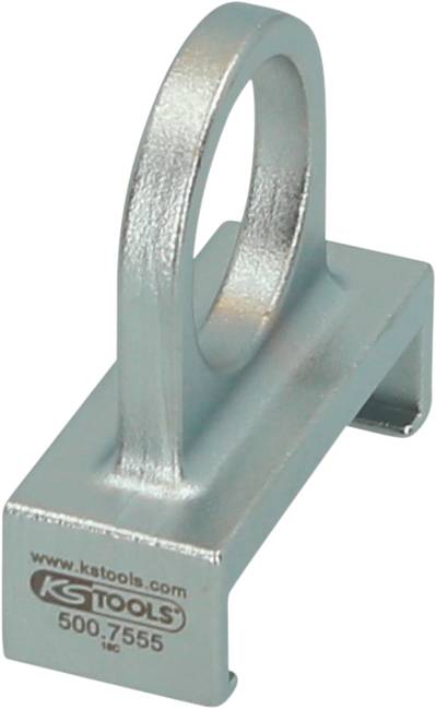 Metallic anchorage point with oval ring, by KS Tools, model number 500.7555, for secure lifting applications.